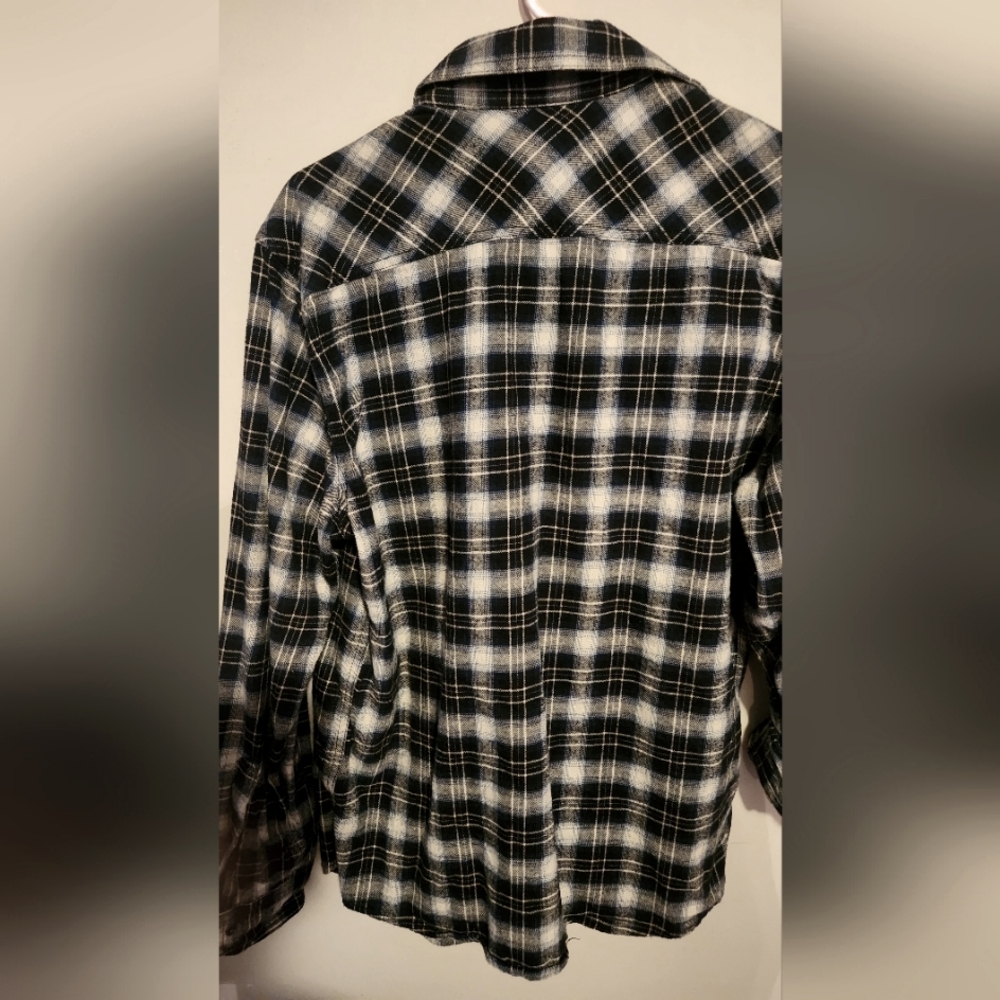 Warm flannel with snaps, size